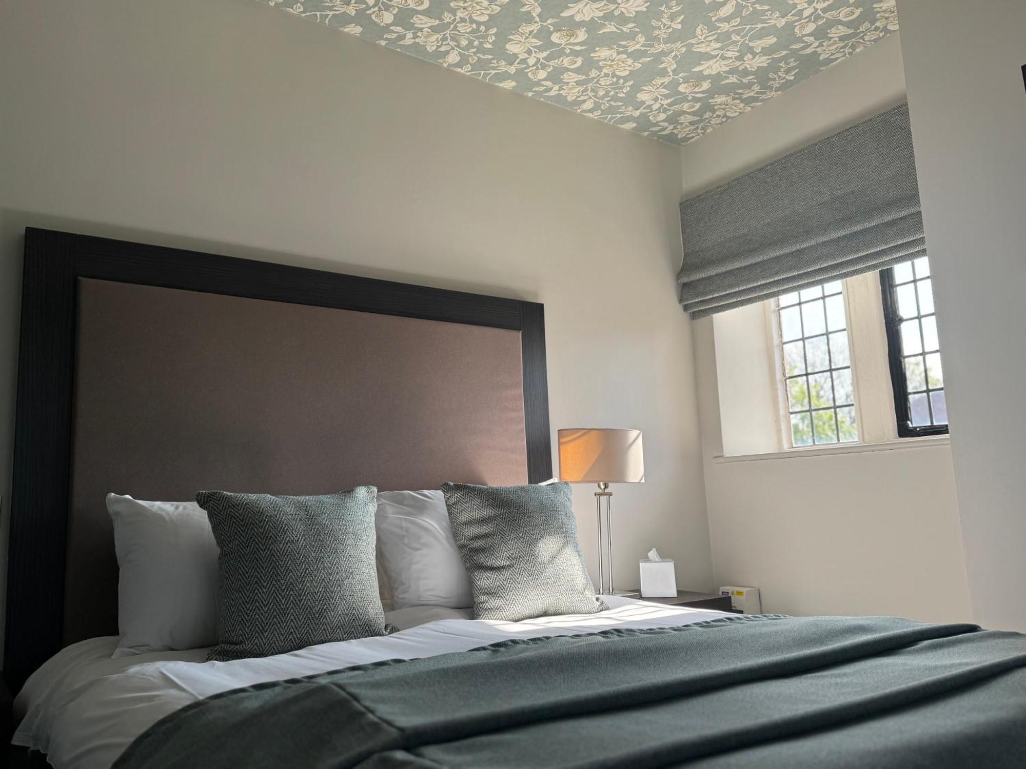 Abbey House Hotel Barrow-in-Furness Екстериор снимка