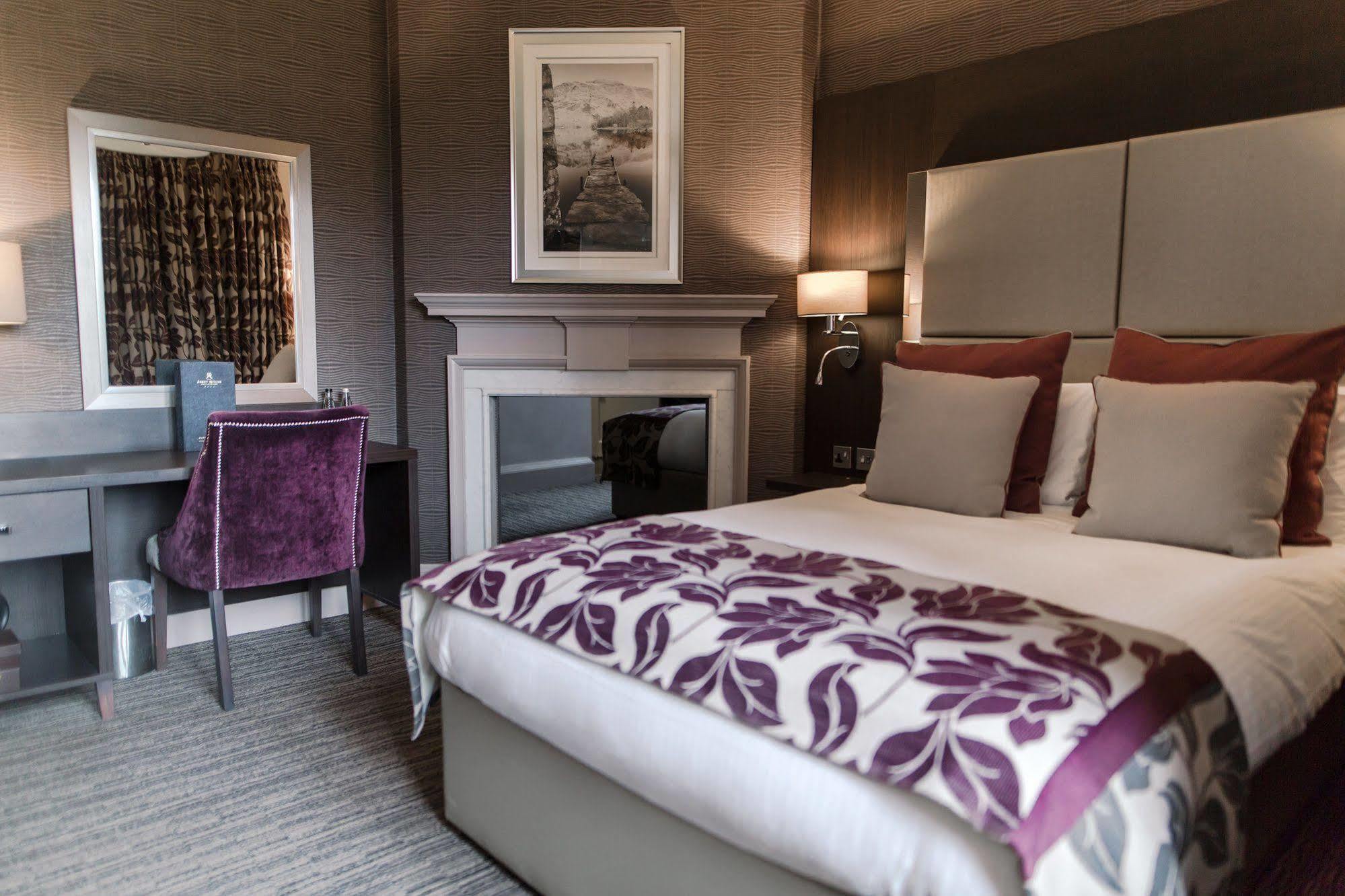 Abbey House Hotel Barrow-in-Furness Екстериор снимка