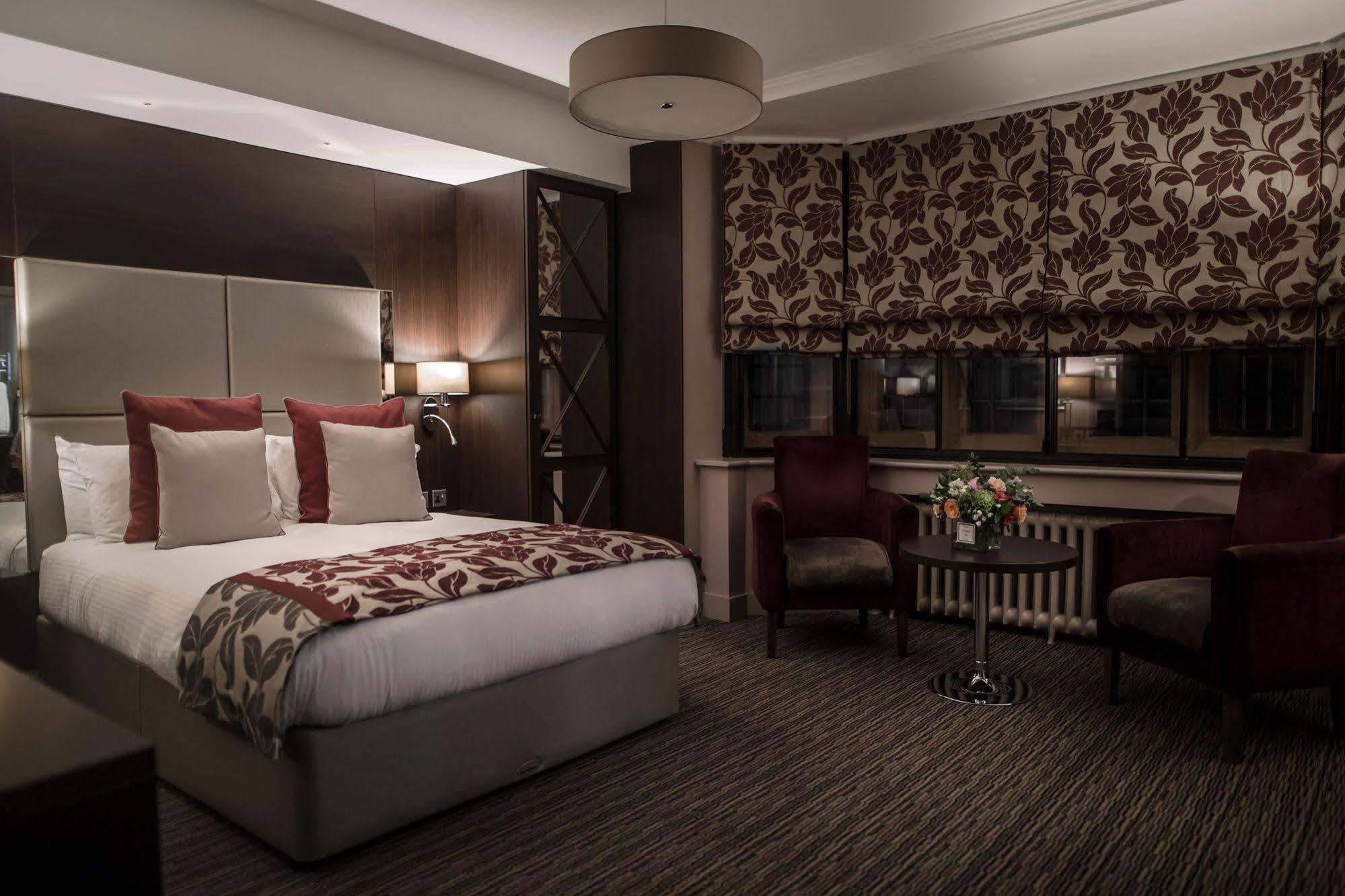 Abbey House Hotel Barrow-in-Furness Екстериор снимка