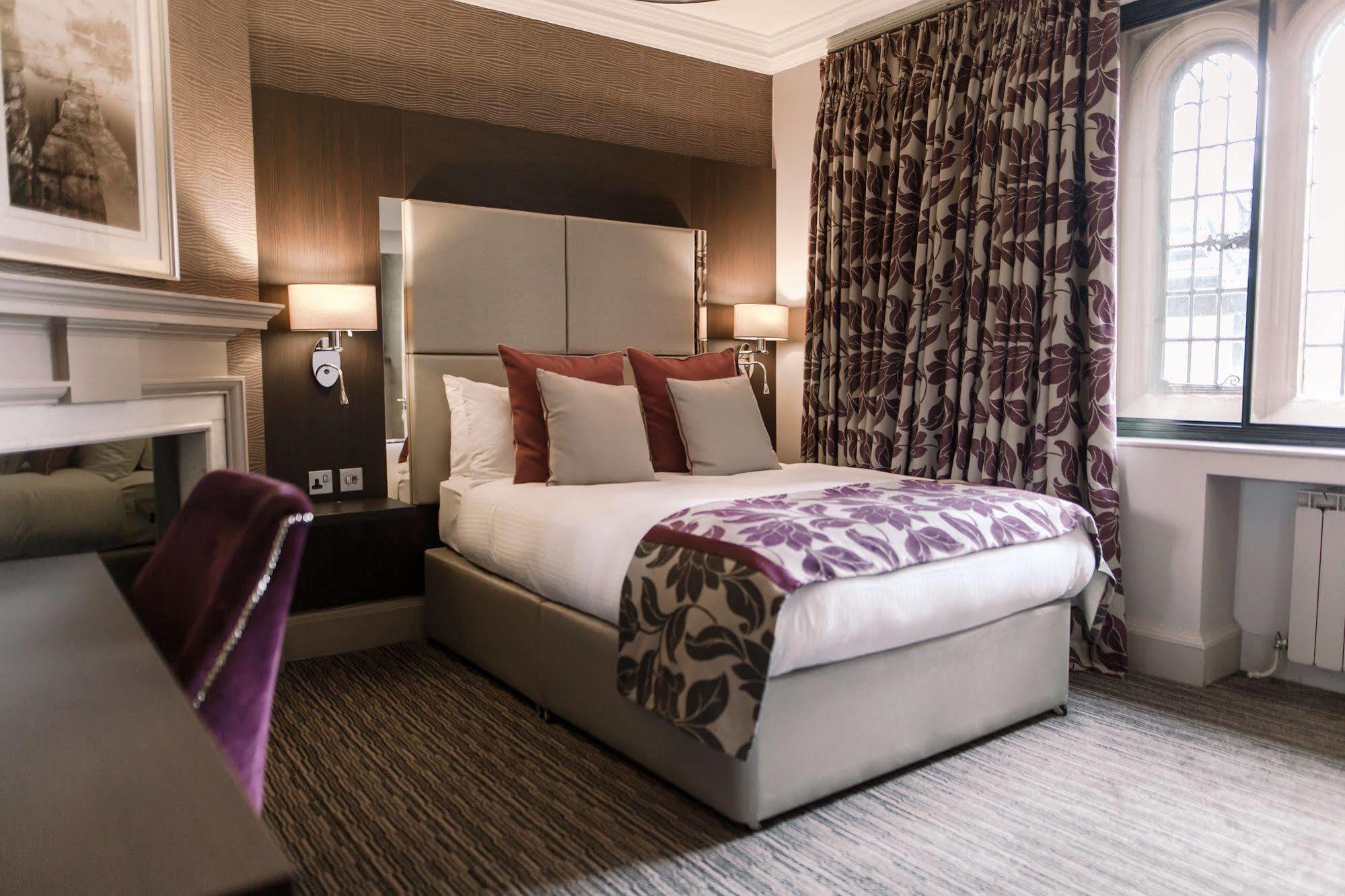 Abbey House Hotel Barrow-in-Furness Екстериор снимка